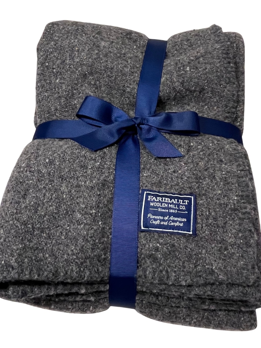Faribault Classic Wool-Blend Solid Gray Flecked Throw Blanket with Navy Tag